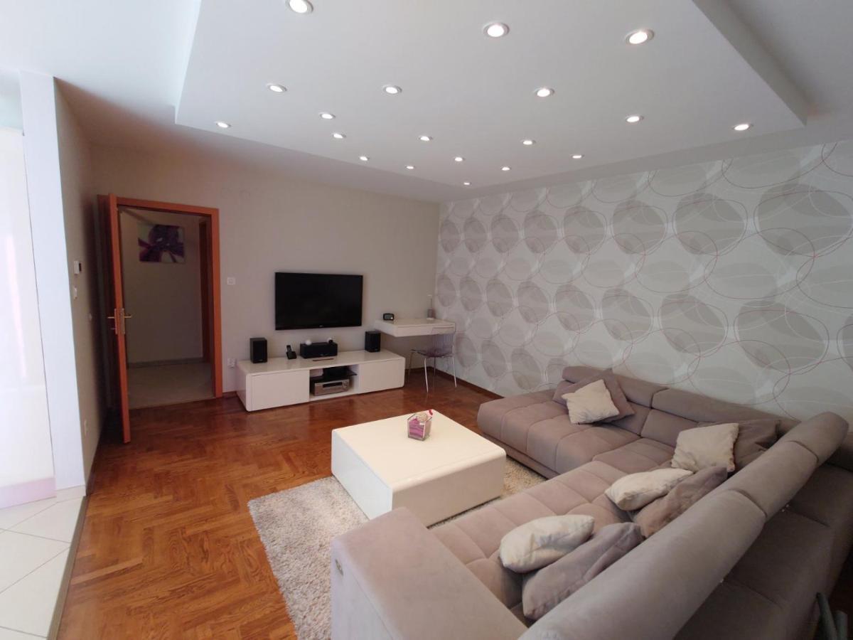 Apartman Mare Nostrum**** Lejlighed Rijeka Eksteriør billede